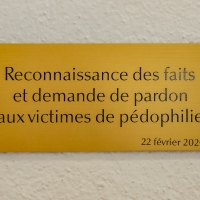 Gedenktafel für die Opfer sexuellen Missbrauchs